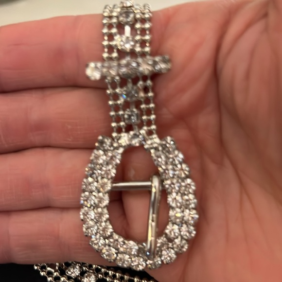 Vintage Elegant Silver Rhinestone Crystal Belt. 42”